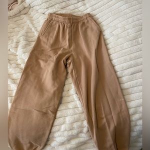 Aritzia SuperFleece Sweatpants